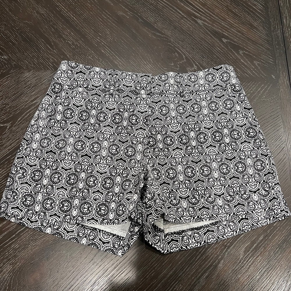 Cuffed Bottom Shorts